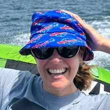 Load image into Gallery viewer, Wing It - Mafia striped bucket hat (Reversible!)